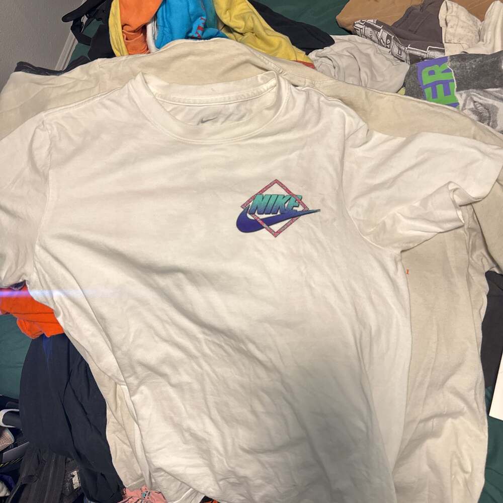 Nike JDI Skate Iguana Roller Skates T-Shirt